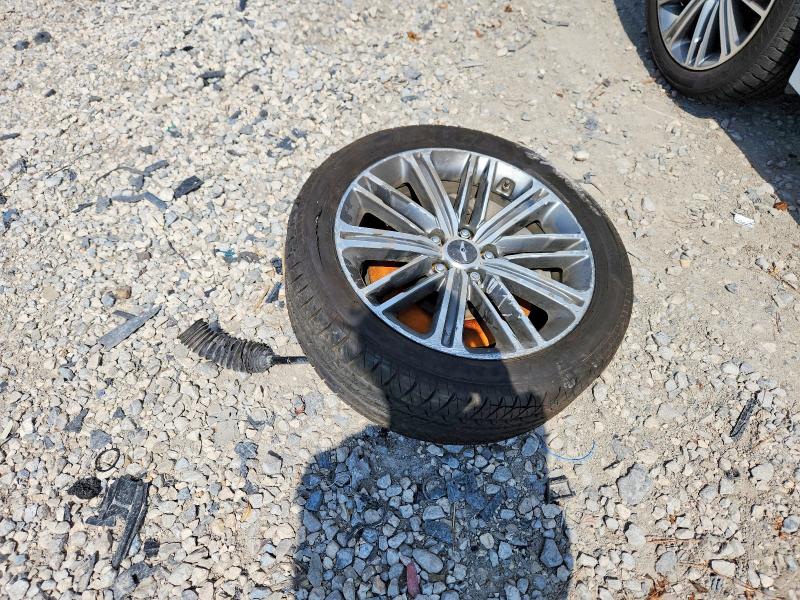 Photo 12 from auction – 2018 GENESIS G80 with VIN KMHGN4JE9JU264230