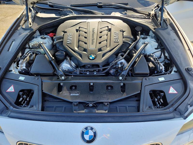 Снимка 11 от търг – 2014 BMW 550 с VIN WBAKN9C55ED680626