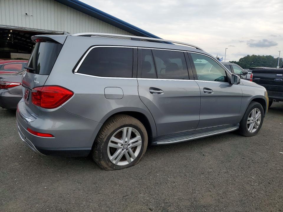 Photo 3 from auction – 2014 MERCEDES-BENZ GL with VIN 4JGDF7CE0EA413145