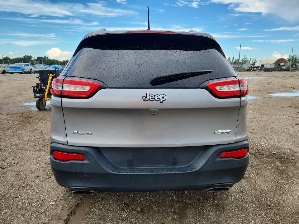 Photo 6 from auction – 2017 JEEP CHEROKEE with VIN 1C4PJMCS7HW656303