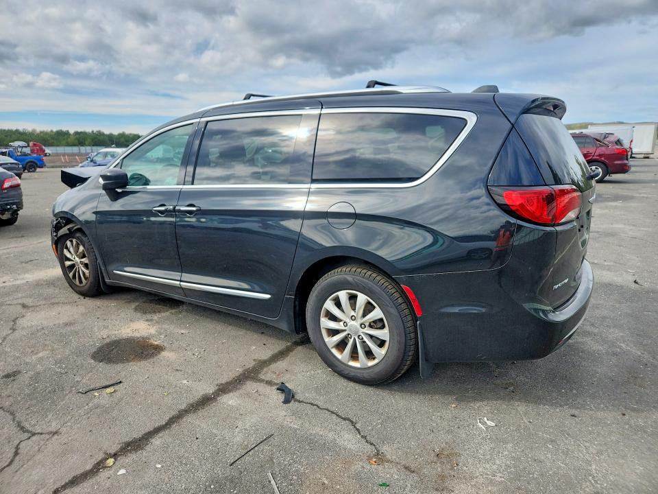 Zdjęcie 2 z aukcji – 2018 CHRYSLER PACIFICA z VIN 2C4RC1BG7JR227305