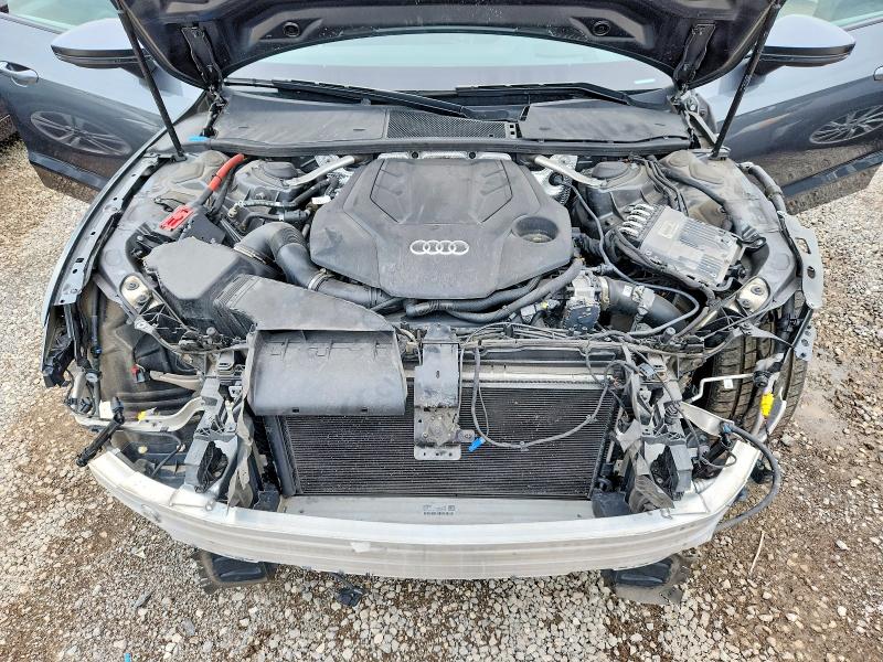 Photo 11 from auction – 2021 AUDI A7 with VIN WAUV2AF24MN073635