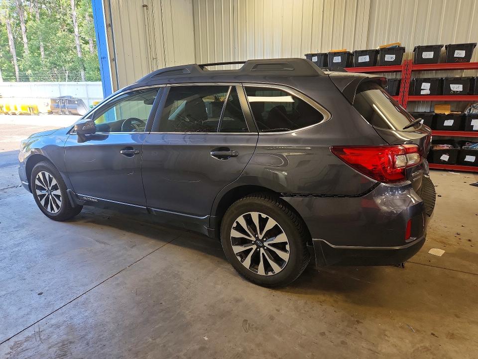 Photo 2 from auction – 2015 SUBARU OUTBACK with VIN 4S4BSBNC5F3339843