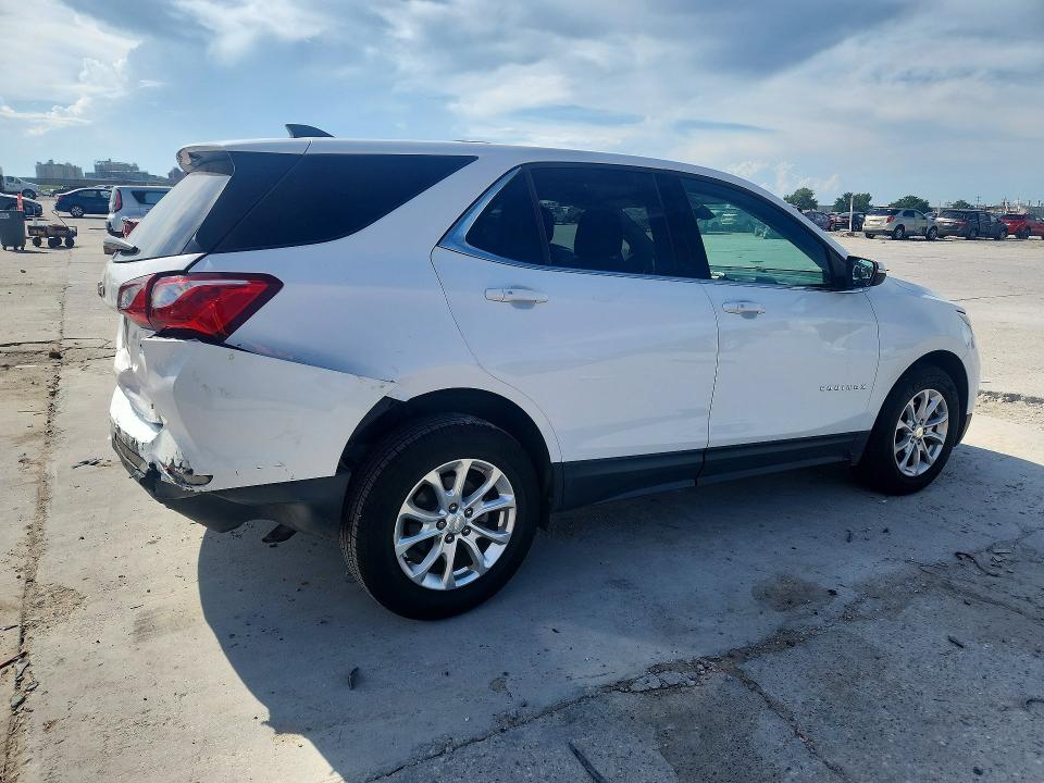 Photo 3 from auction – 2019 CHEVROLET EQUINOX with VIN 3GNAXKEV6KL211877