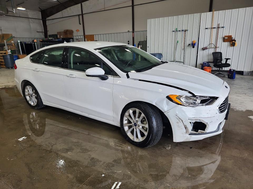 Photo 4 from auction – 2020 FORD FUSION with VIN 3FA6P0HD4LR169655