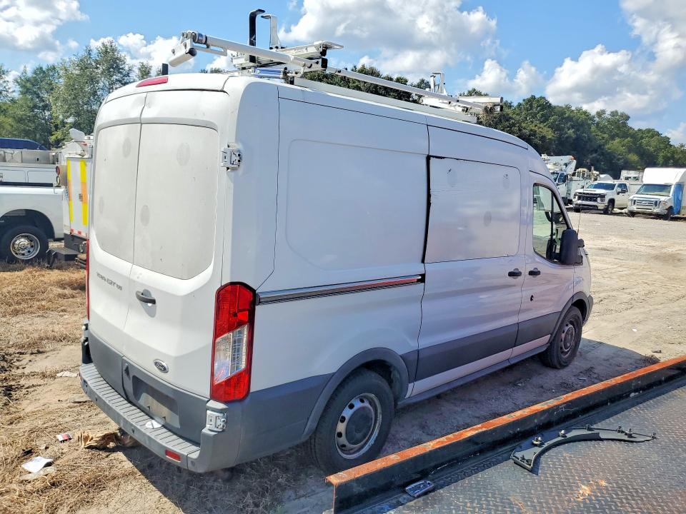 Photo 3 from auction – 2017 FORD TRANSIT with VIN 1FTYE1CM2HKA85531