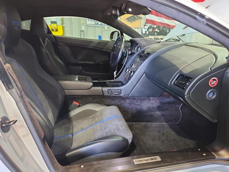 Photo 11 from auction – 2016 ASTON MARTIN V8 with VIN SCFEKBDL4GGC20568