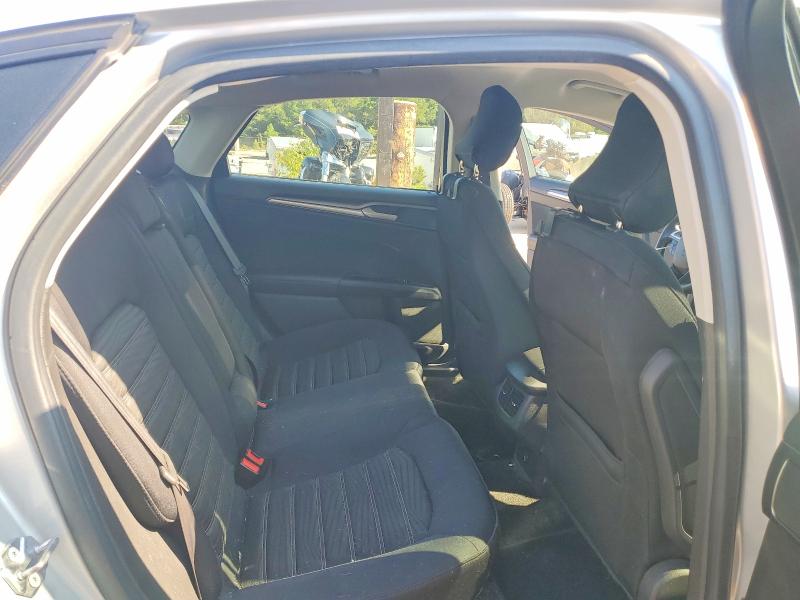 Photo 10 from auction – 2016 FORD FUSION with VIN 3FA6P0H74GR363750