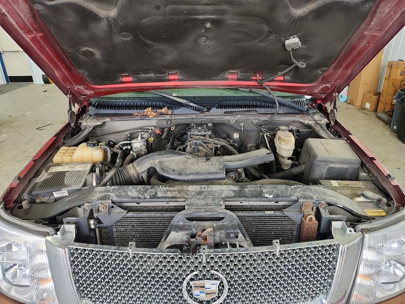 Photo 11 from auction – 2002 CADILLAC ESCALADE with VIN 3GYEK63N52G240776