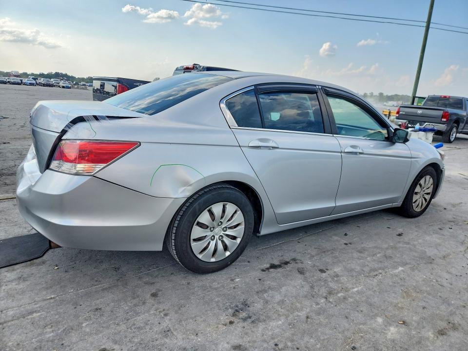 Photo 3 from auction – 2010 HONDA ACCORD with VIN 1HGCP2F32AA121471
