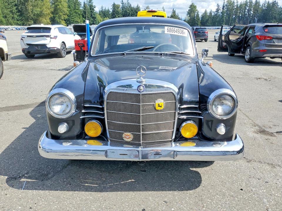 Снимка 5 от търг – 1960 MERCEDES-BENZ BENZ R350 с VIN 04062