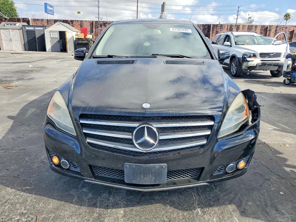 Photo 5 from auction – 2011 MERCEDES-BENZ R with VIN 4JGCB6FEXBA113587