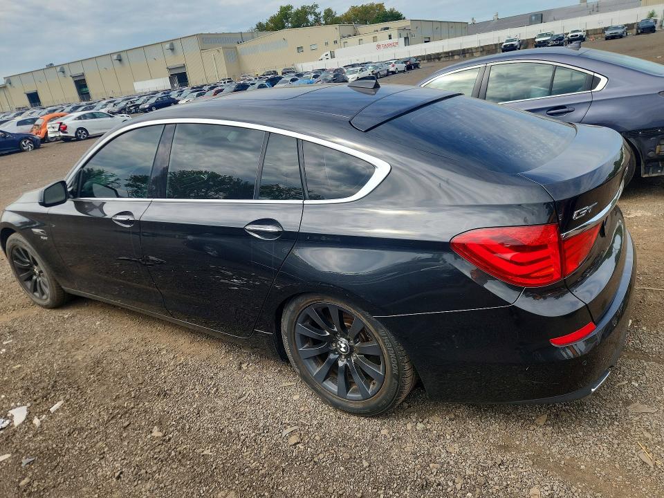 Zdjęcie 2 z aukcji – 2011 BMW 550 z VIN WBASP4C56BC341839