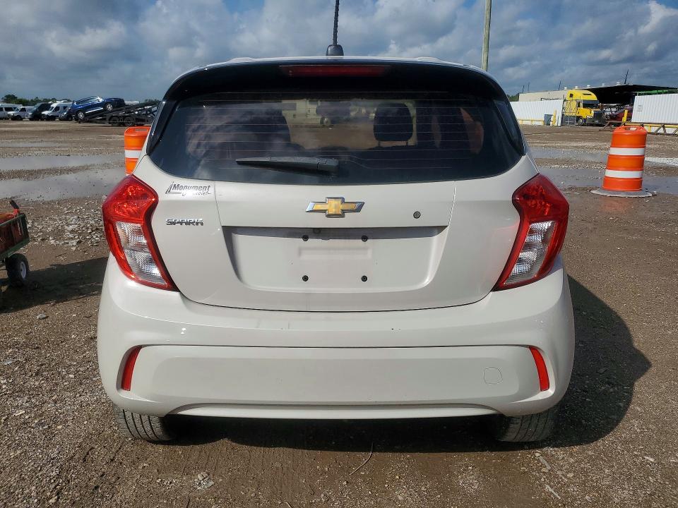 Photo 6 from auction – 2017 CHEVROLET SPARK with VIN KL8CB6SA5HC753025
