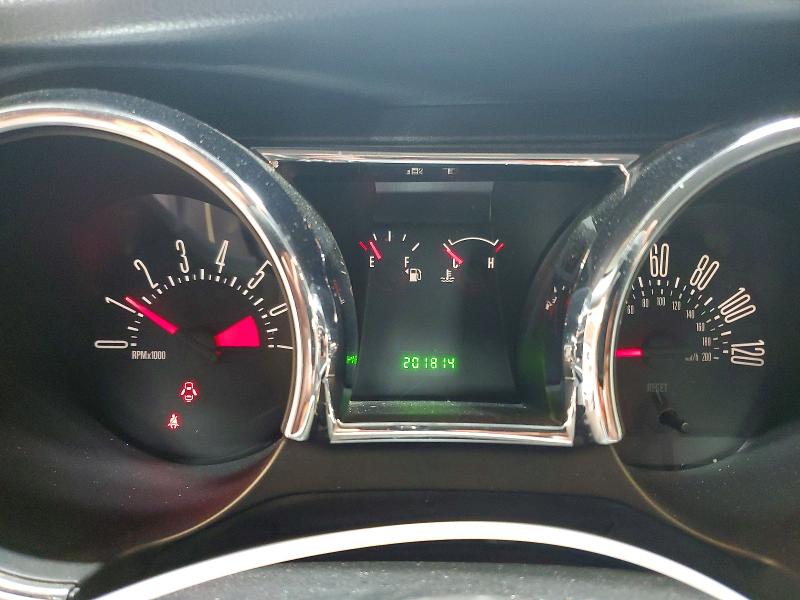 Photo 9 from auction – 2005 FORD MUSTANG with VIN 1ZVFT80N455151538