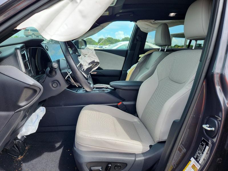 Photo 7 from auction – 2025 LEXUS TX 350 with VIN 5TDAAAB63SS034751