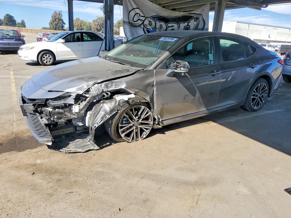 2025 TOYOTA CAMRY - Търг №70029196