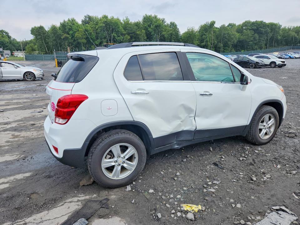 Photo 3 from auction – 2019 CHEVROLET TRAX with VIN KL7CJPSB4KB805649
