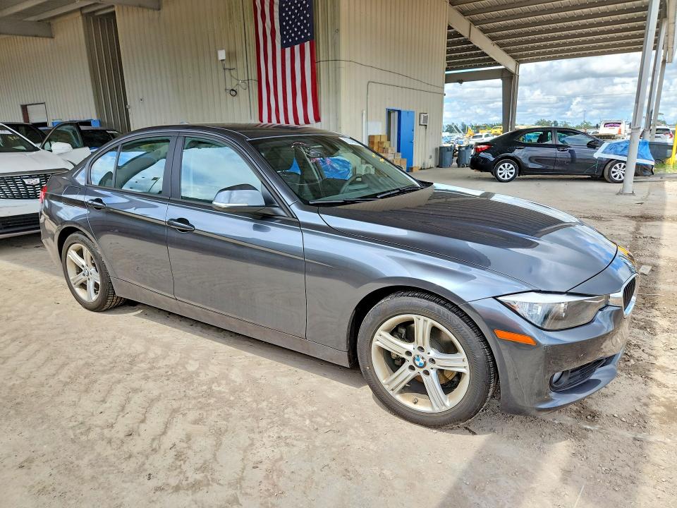 Foto 4 de la subasta – 2014 BMW 328 con VIN WBA3A5C54EF605798