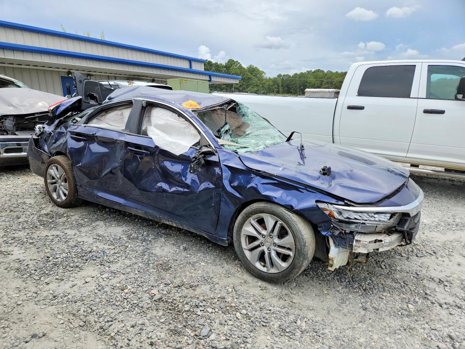 Снимка 4 от търг – 2020 HONDA ACCORD с VIN 1HGCV1F17LA106854