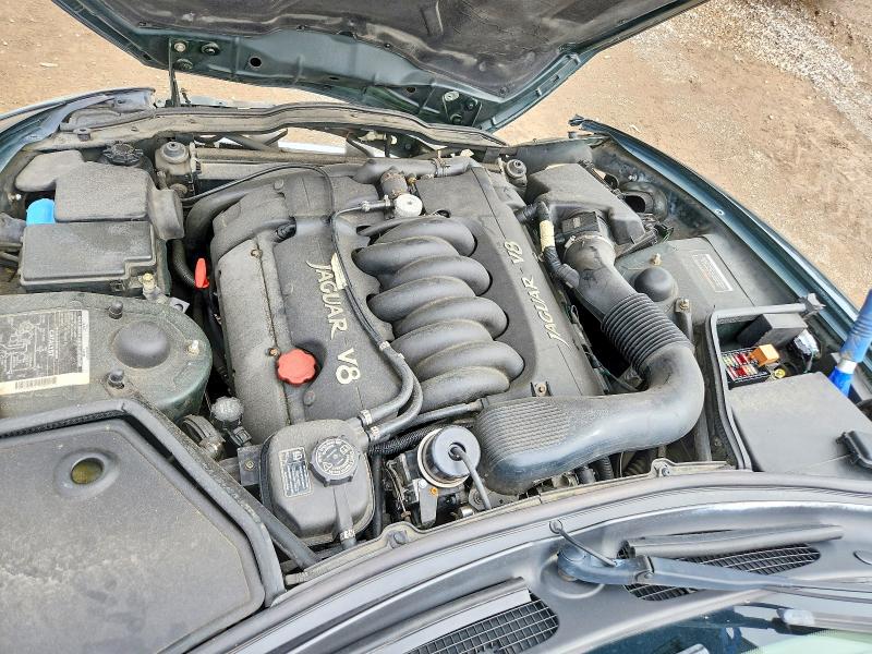 Photo 11 from auction – 1997 JAGUAR XK8 with VIN SAJGN2740VC009955