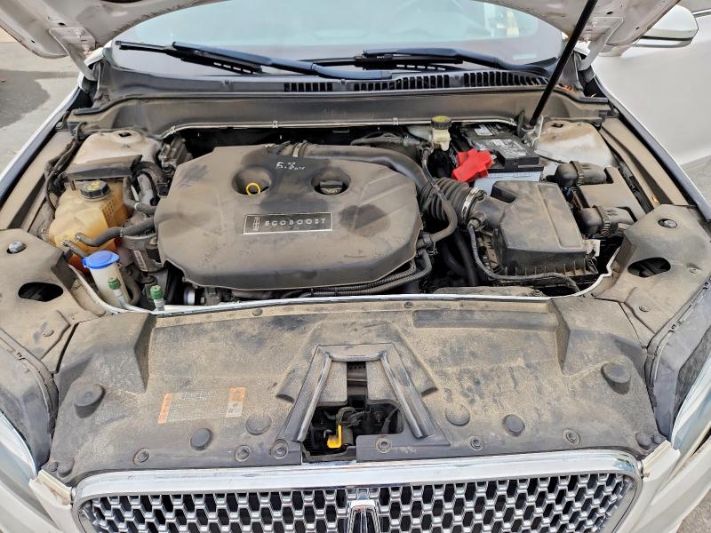 Photo 11 from auction – 2017 LINCOLN MKZ with VIN 3LN6L5D95HR600477