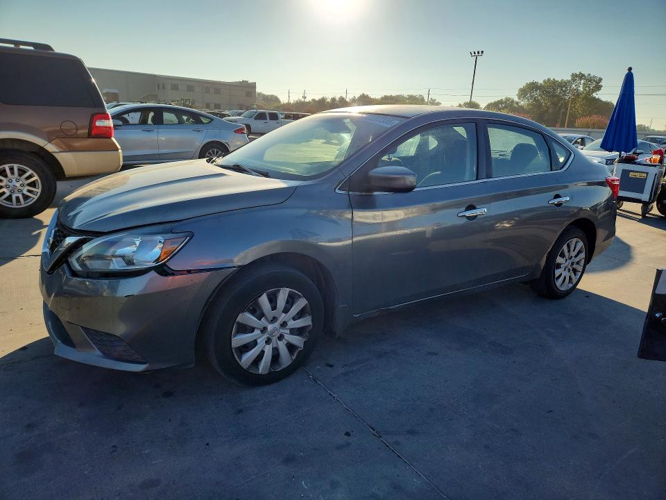 NISSAN SENTRA 2016 with VIN 3N1AB7AP6GY250638 - Photo from auction