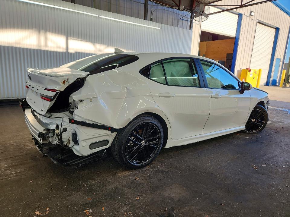 Photo 3 from auction – 2026 TOYOTA CAMRY with VIN 4T1DAACK8TU268434