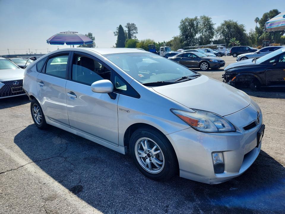 Photo 4 from auction – 2011 TOYOTA PRIUS with VIN JTDKN3DUXB0258828