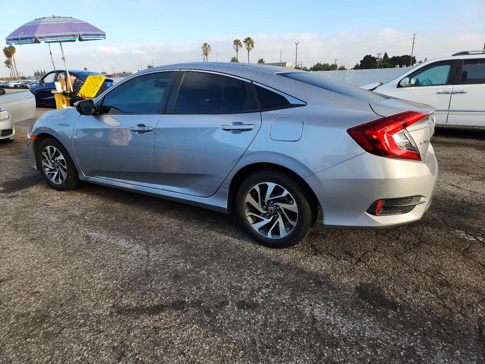 Photo 2 from auction – 2016 HONDA CIVIC with VIN 2HGFC2F70GH567589