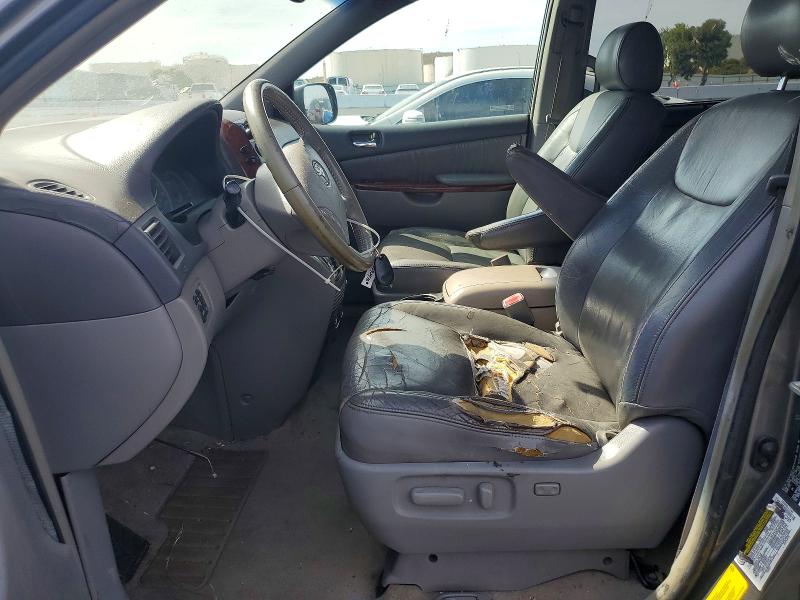 Photo 7 from auction – 2005 TOYOTA SIENNA with VIN 5TDZA22C65S381493