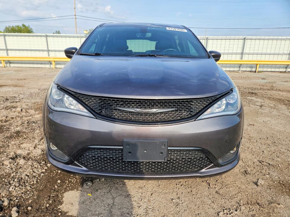 Photo 5 from auction – 2020 CHRYSLER PACIFICA with VIN 2C4RC1FG6LR269736
