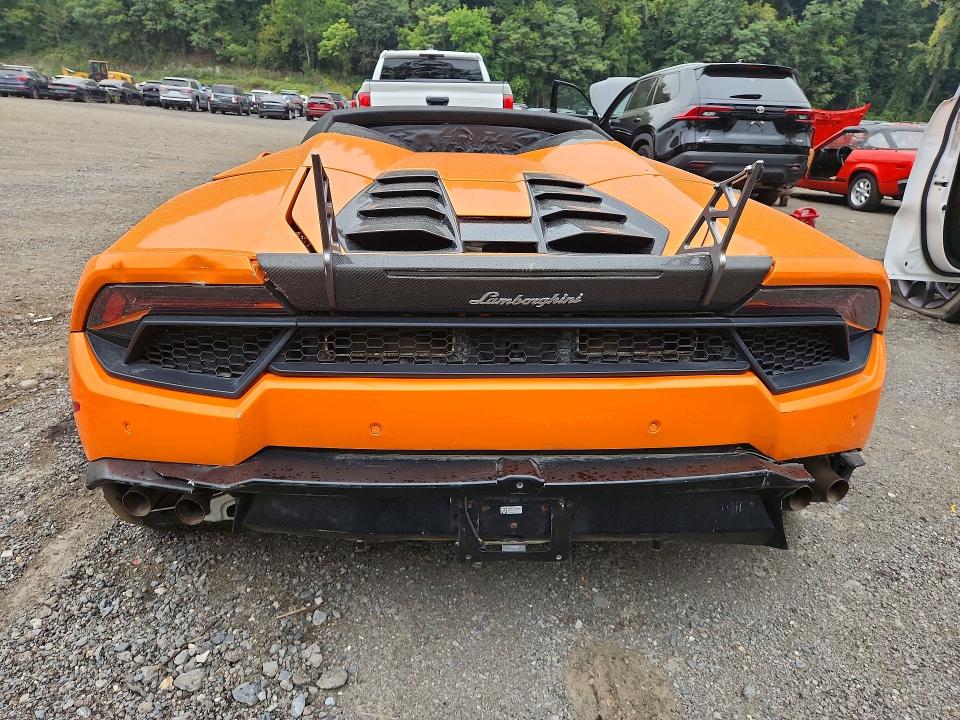 Photo 6 from auction – 2017 LAMBORGHINI HURACAN with VIN ZHWUR2ZF2HLA07627