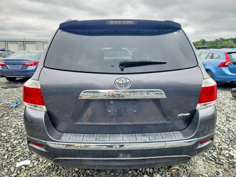 Foto 6 de la subasta – 2012 TOYOTA HIGHLANDER con VIN 5TDDK3EH9CS153666