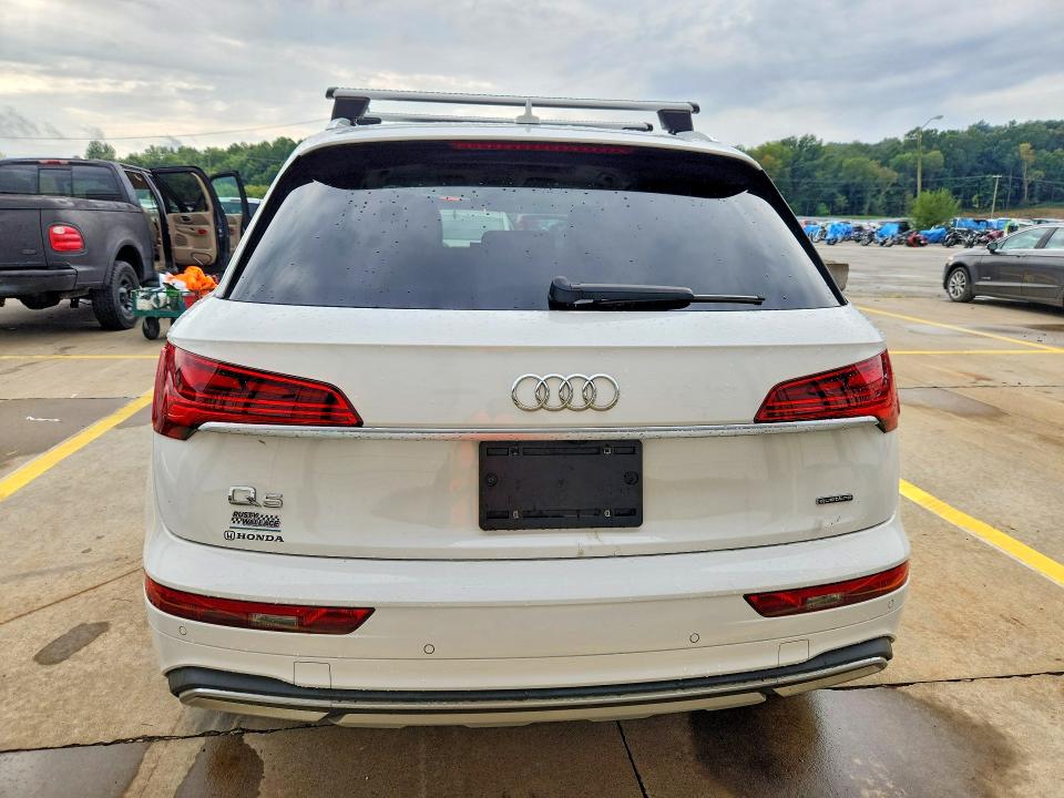 Photo 6 from auction – 2021 AUDI Q5 with VIN WA1AAAFY4M2139489