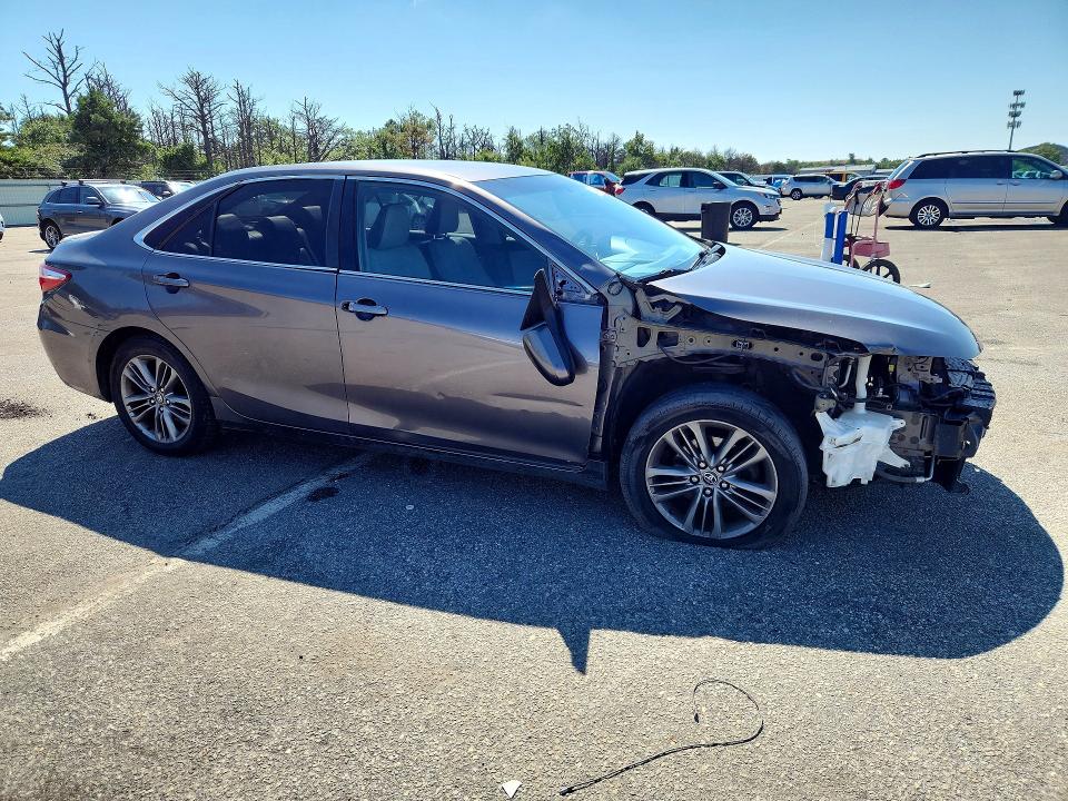 Снимка 4 от търг – 2016 TOYOTA CAMRY с VIN 4T1BF1FK8GU228560