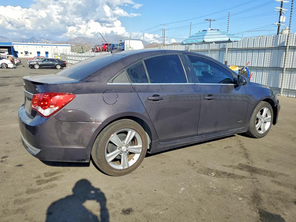 Photo 3 from auction – 2015 CHEVROLET CRUZE with VIN 1G1PC5SB6F7297947