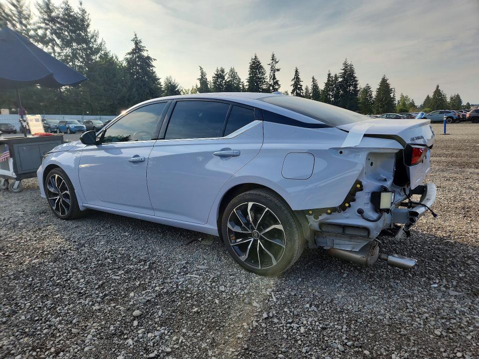Photo 2 from auction – 2024 NISSAN ALTIMA with VIN 1N4BL4CW4RN378867