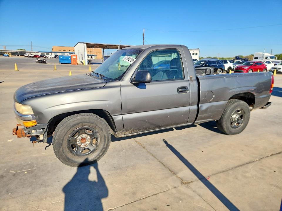 CHEVROLET SILVERADO 2001 with VIN 1GCEC14W41Z321845 - Photo from auction