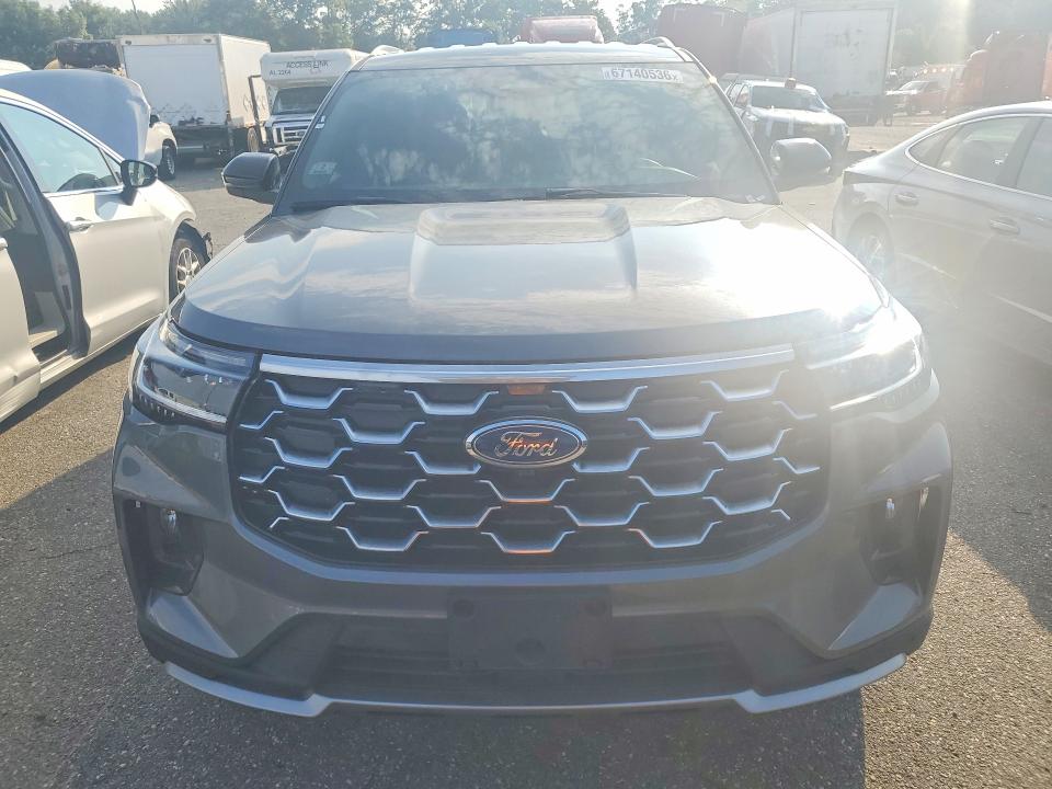 Photo 5 from auction – 2026 FORD EXPLORER with VIN 1FMUK8HH2TGB14772