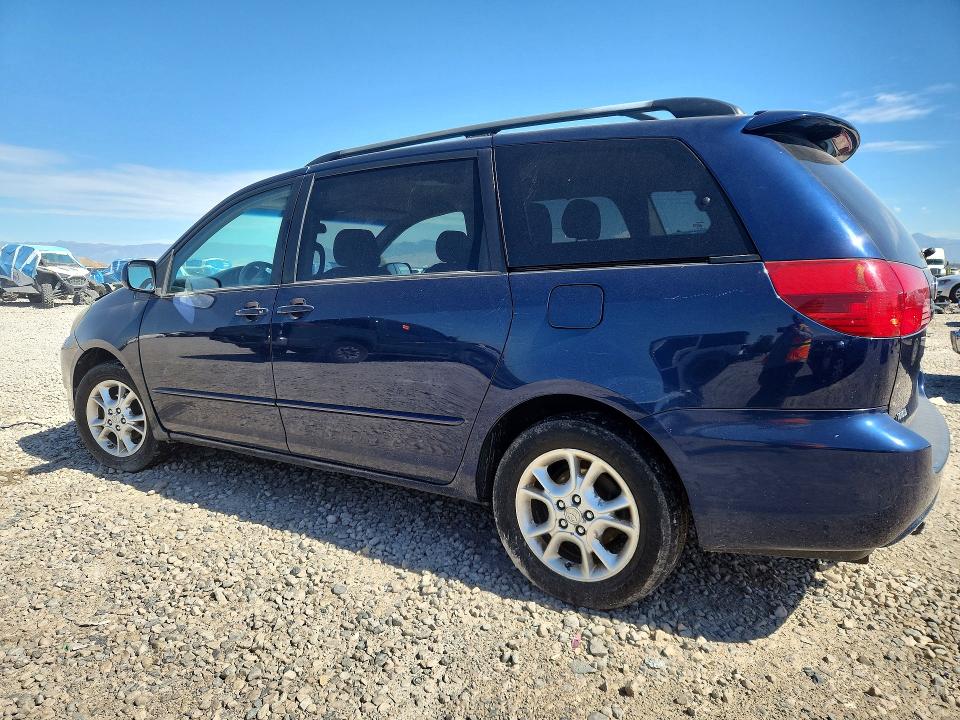 Photo 2 from auction – 2004 TOYOTA SIENNA with VIN 5TDBA22C24S024828