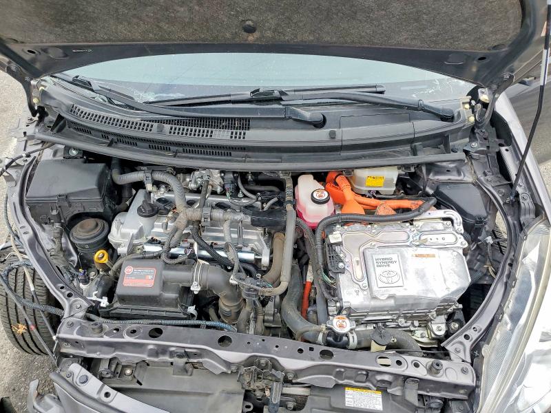 Photo 11 from auction – 2017 TOYOTA PRIUS C with VIN JTDKDTB37H1595134