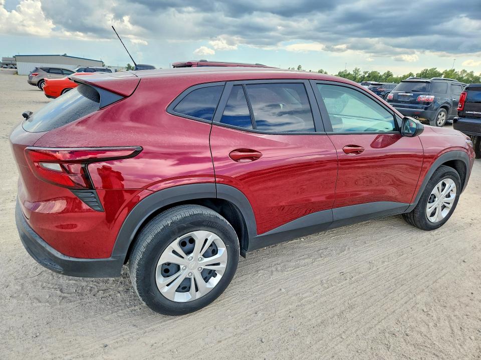 Photo 3 from auction – 2025 CHEVROLET TRAX with VIN KL77LFEP1SC241756