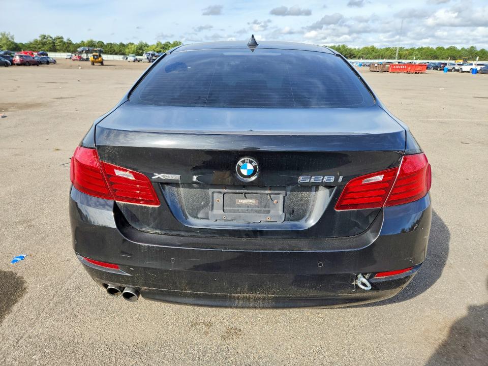 Снимка 6 от търг – 2016 BMW 528 с VIN WBA5A7C51GG150152