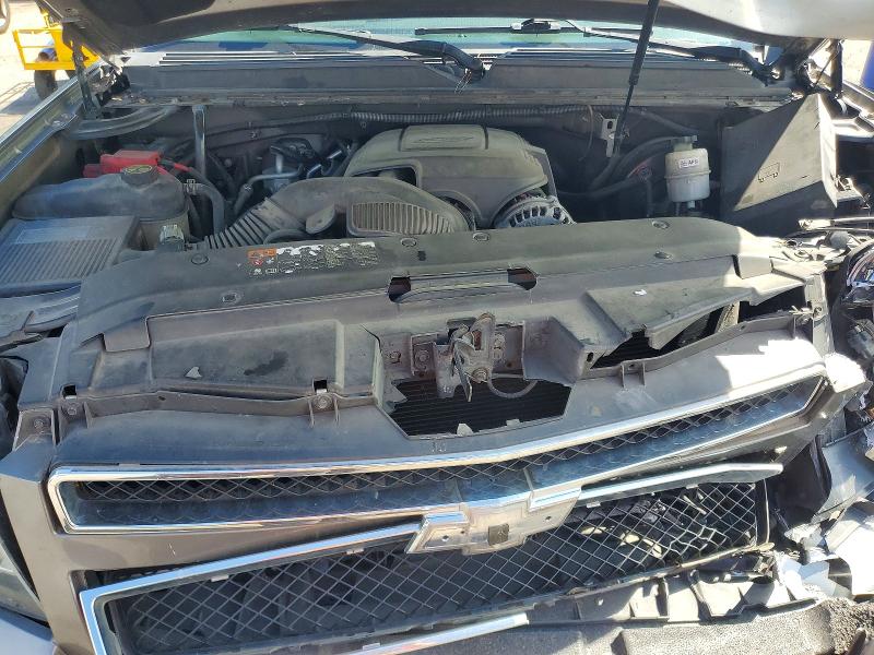 Photo 12 from auction – 2012 CHEVROLET TAHOE with VIN 1GNSCAE00CR310462