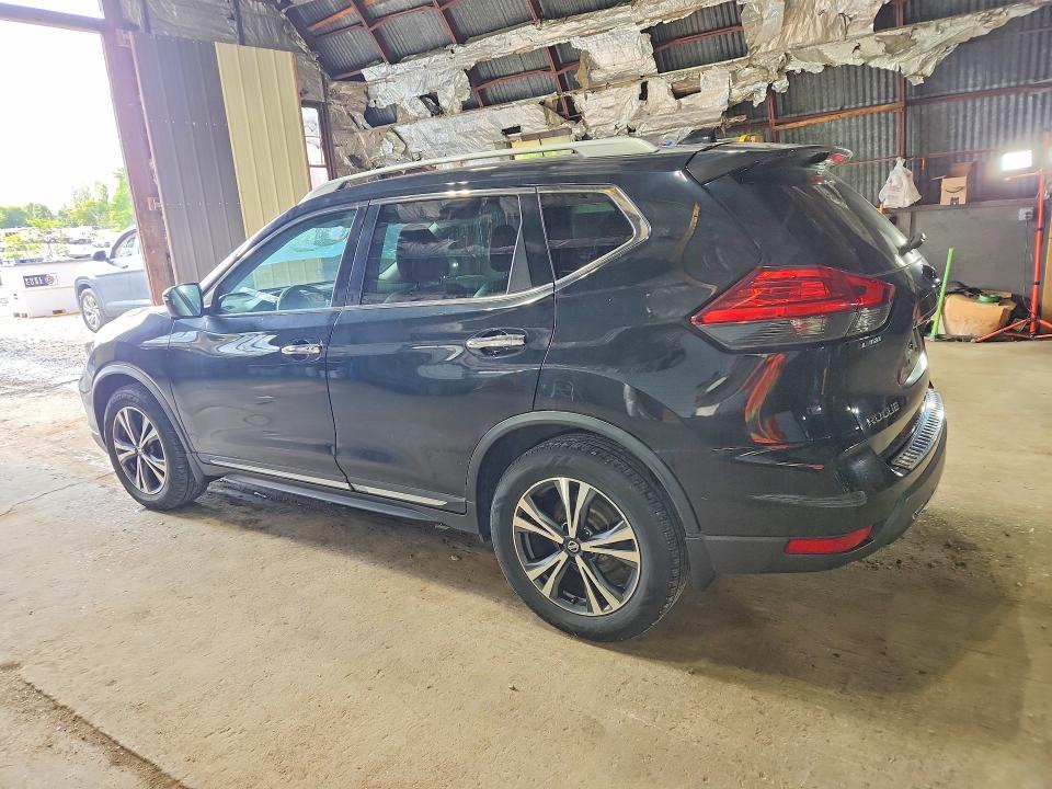 Photo 2 from auction – 2017 NISSAN ROGUE with VIN JN8AT2MT6HW408639