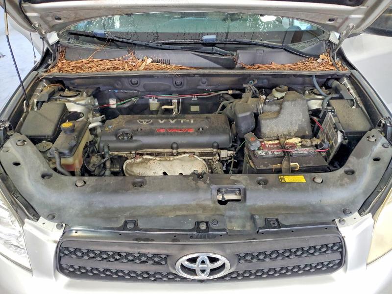 Photo 12 from auction – 2006 TOYOTA RAV4 with VIN JTMZD33VX66010609