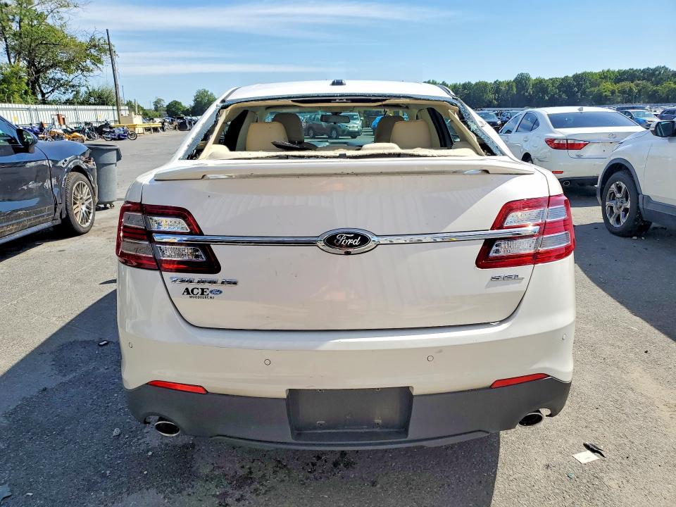 Photo 6 from auction – 2019 FORD TAURUS with VIN 1FAHP2E84KG107304