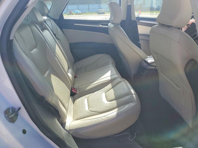 Photo 10 from auction – 2016 FORD FUSION with VIN 3FA6P0RU2GR192128