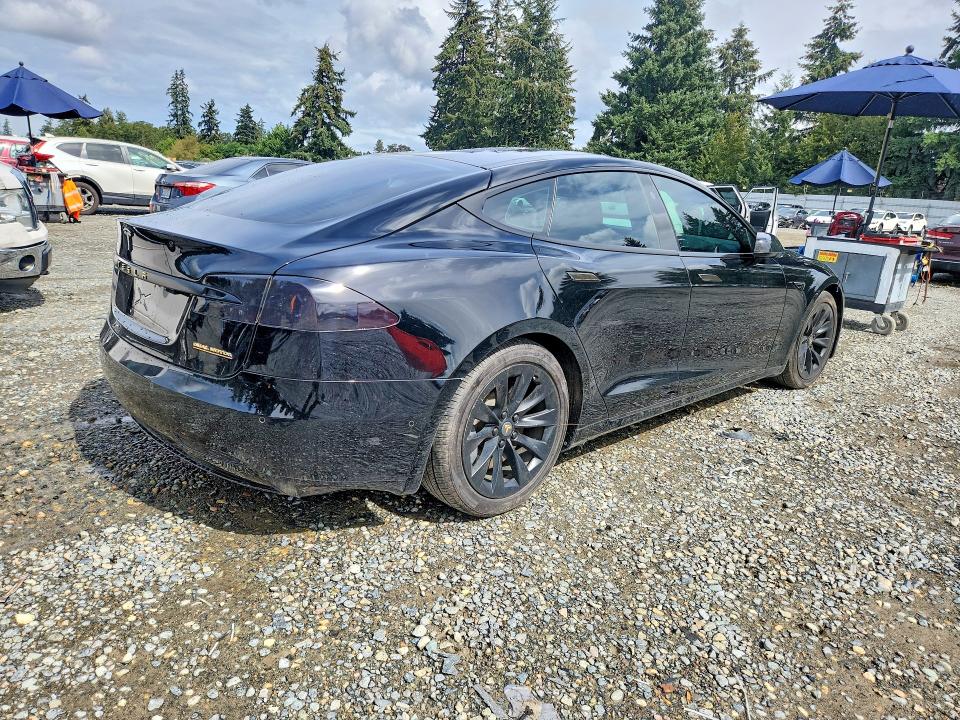Photo 3 from auction – 2017 TESLA MODEL S with VIN 5YJSA1E29HF233328